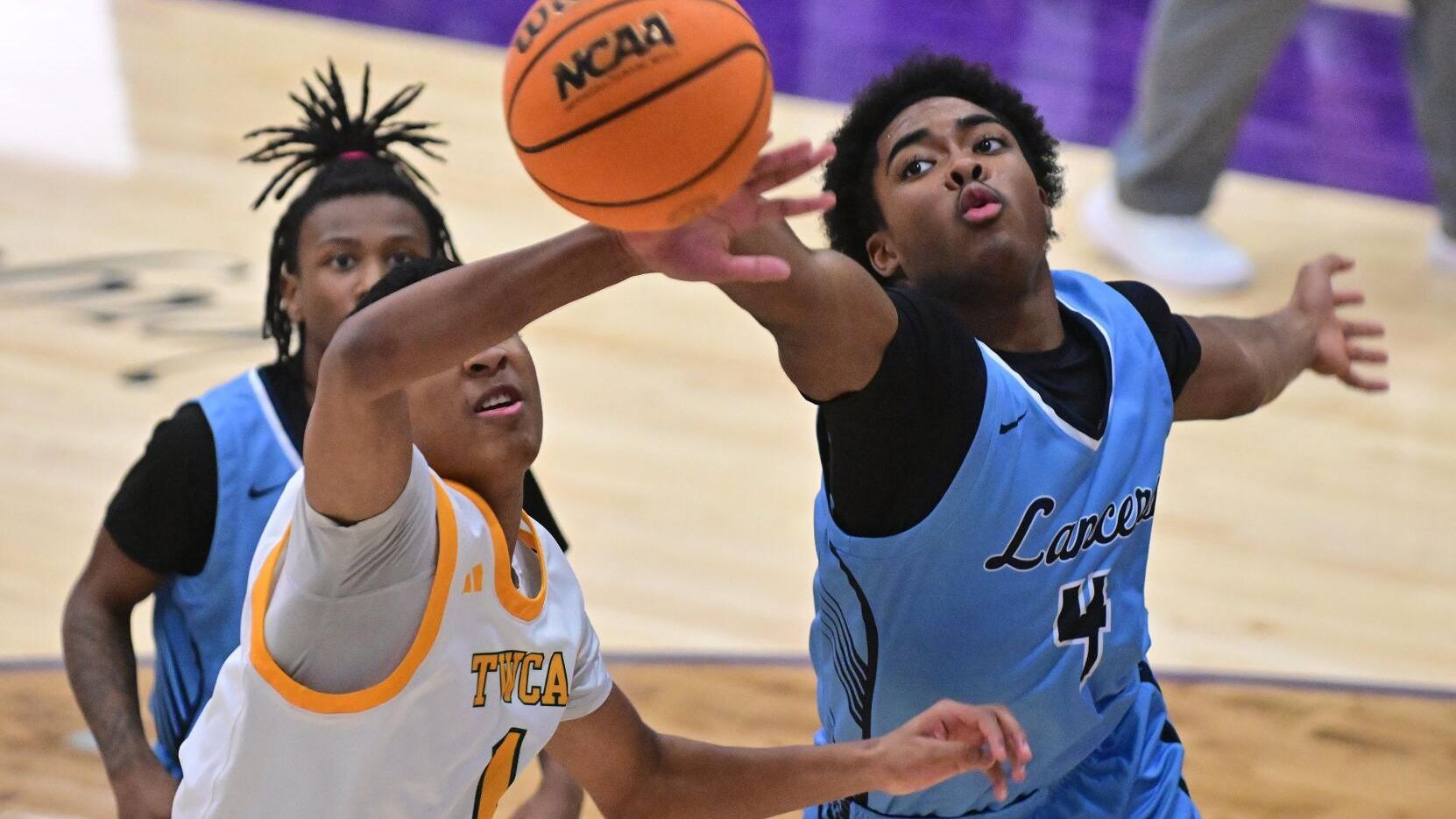 40th Collinsville Holiday Classic, semifinal: The Woodlands Christian 58, Belleville East 49